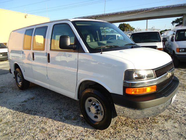 Chevrolet Express 2008 photo 3