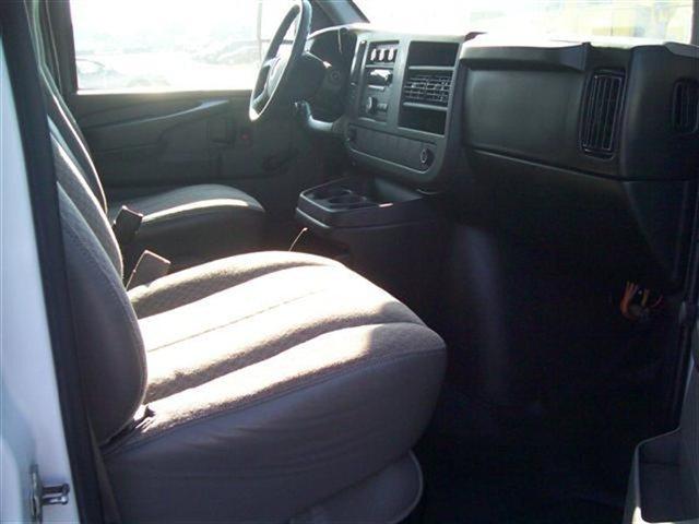 Chevrolet Express 2008 photo 3