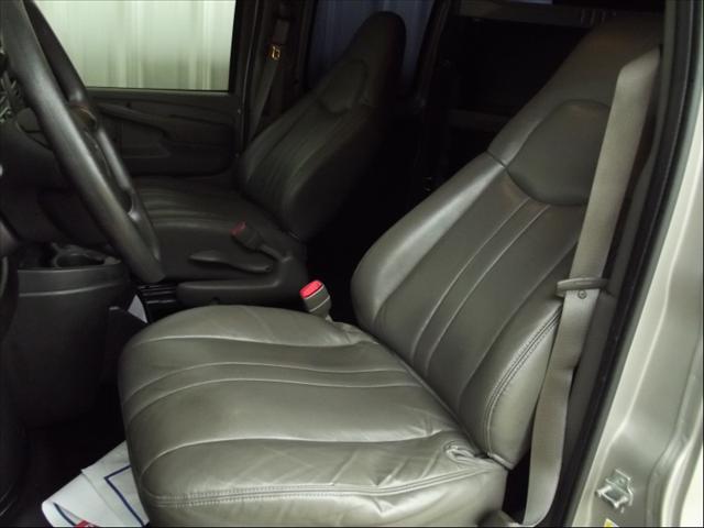 Chevrolet Express 2008 photo 3