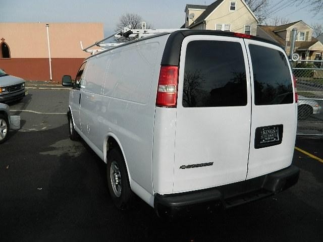 Chevrolet Express 2008 photo 4