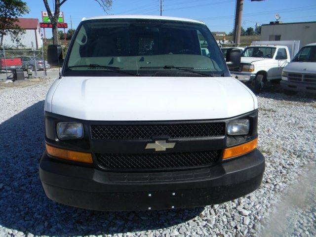 Chevrolet Express 4WD 4-door Tech/entertainment Pkg Passenger Van