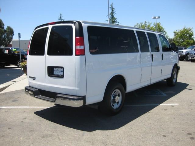 Chevrolet Express 2008 photo 5