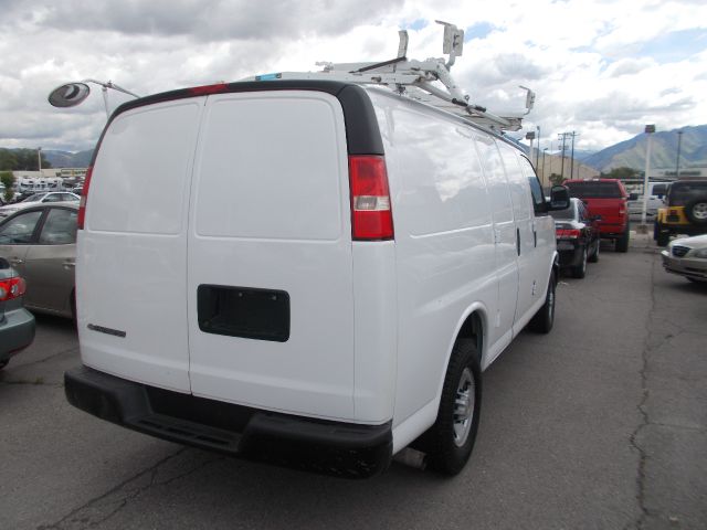 Chevrolet Express Coupe 4D Passenger Van