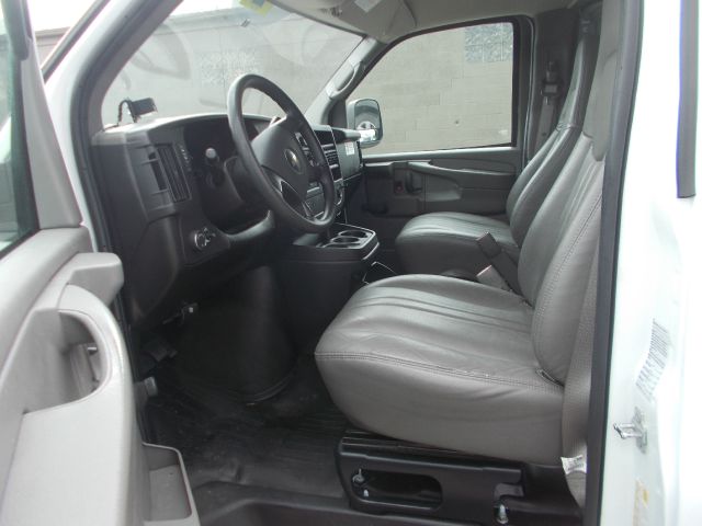 Chevrolet Express 2009 photo 3