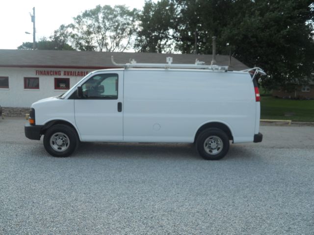 Chevrolet Express 2009 photo 2