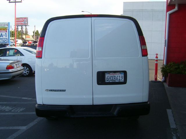 Chevrolet Express 2009 photo 1