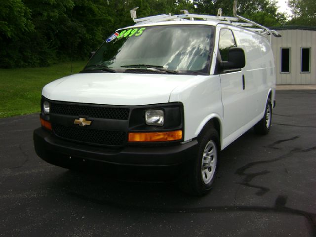 Chevrolet Express 2009 photo 18