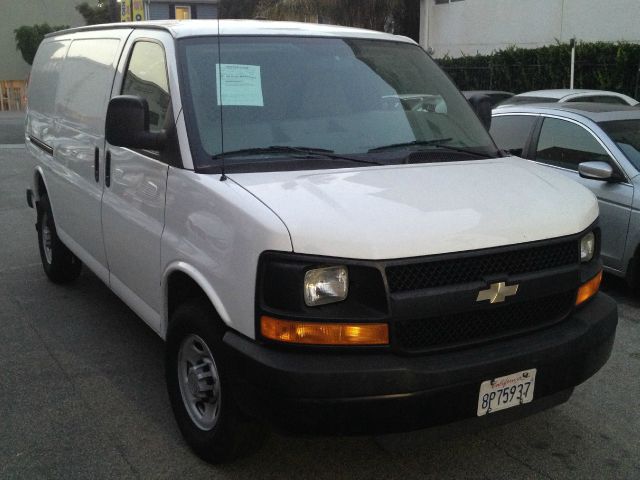 Chevrolet Express 2009 photo 9