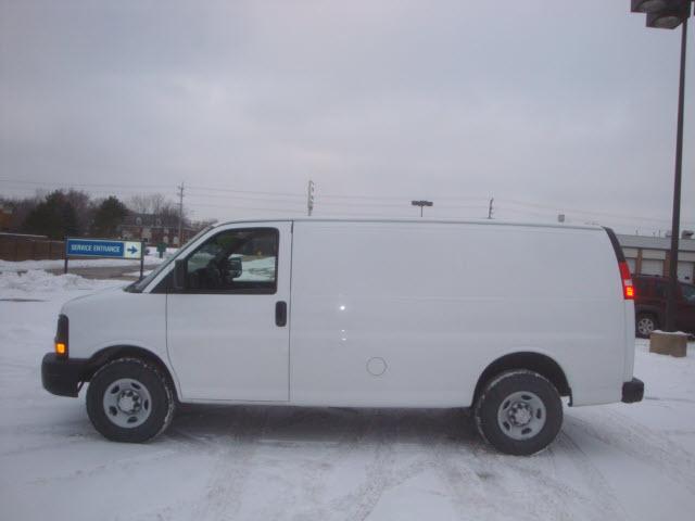 Chevrolet Express LS 4X4 Passenger Van