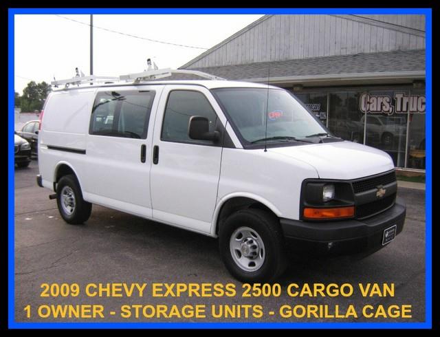 Chevrolet Express 2009 photo 3