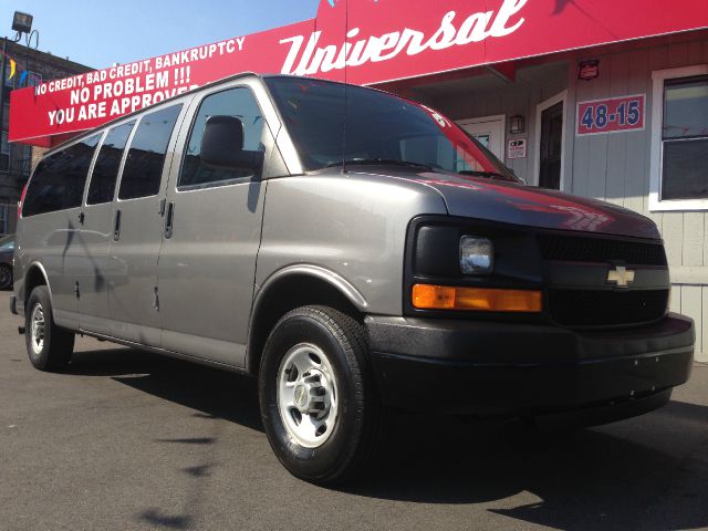 Chevrolet Express 2009 photo 27