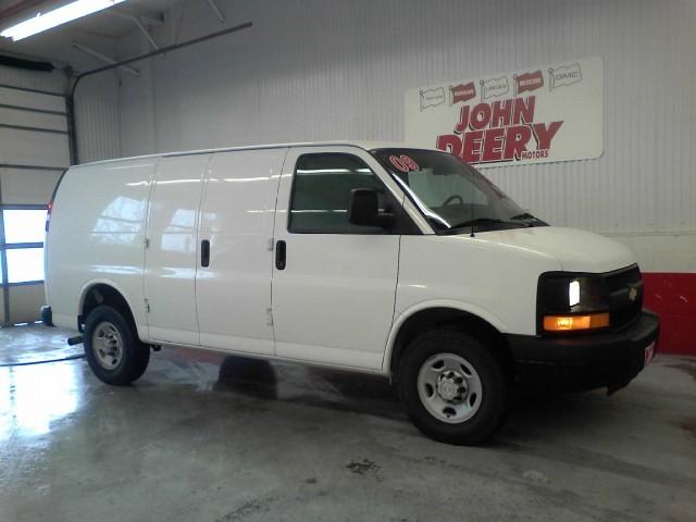 Chevrolet Express Leather / Sunroof Passenger Van