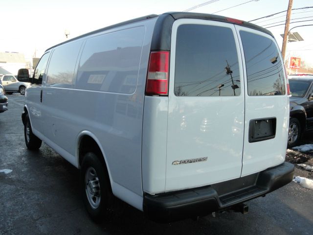 Chevrolet Express 2009 photo 1