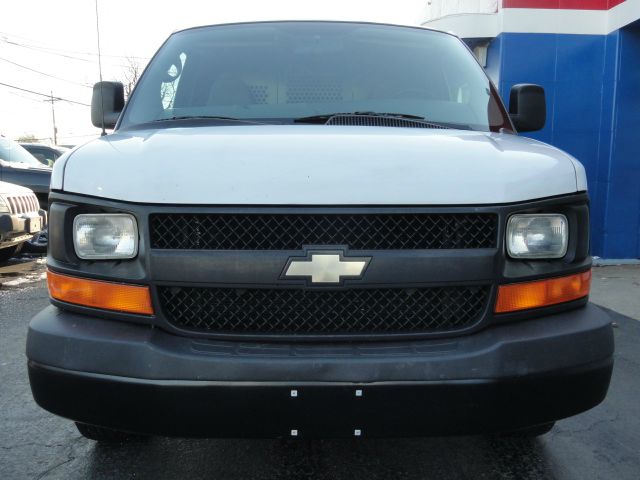 Chevrolet Express 2009 photo 3