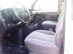 Chevrolet Express 2009 photo 2