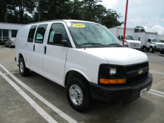 Chevrolet Express 2009 photo 3