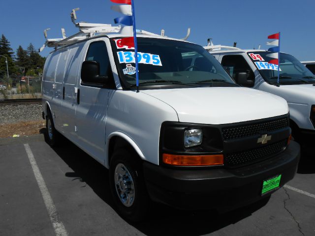 Chevrolet Express Coupe 4D Passenger Van