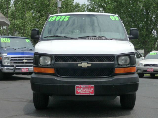 Chevrolet Express 2009 photo 14