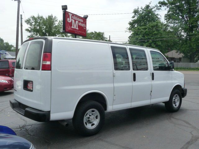 Chevrolet Express 2009 photo 15