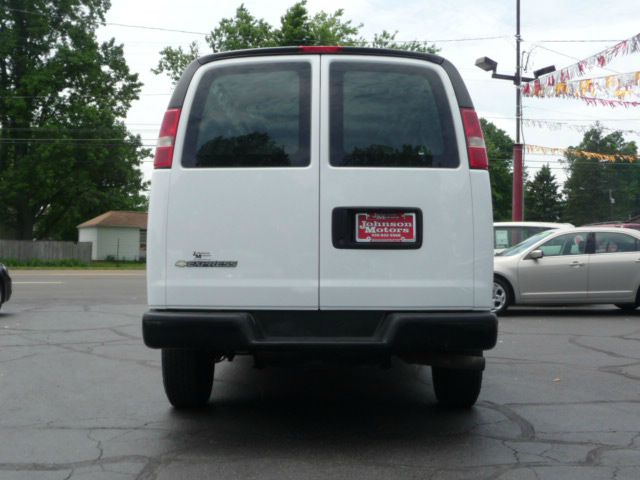 Chevrolet Express 2009 photo 3