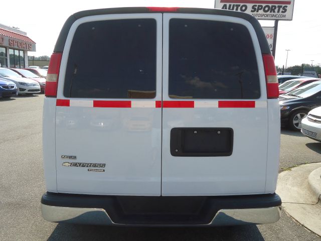 Chevrolet Express 2009 photo 1