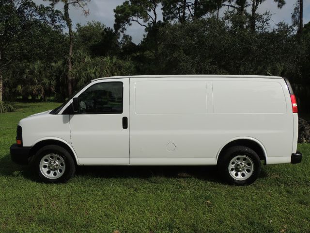 Chevrolet Express 2009 photo 1