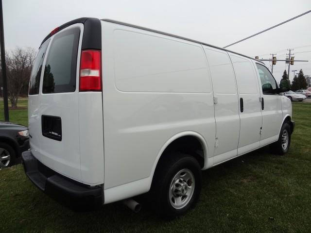 Chevrolet Express 2009 photo 4