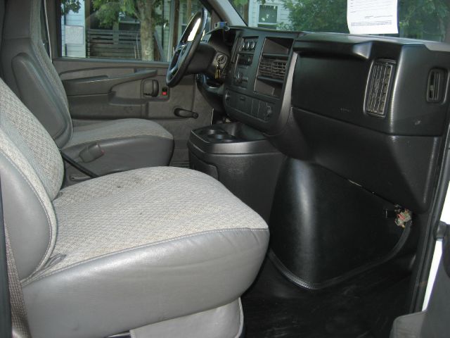 Chevrolet Express 2009 photo 1