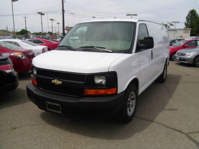 Chevrolet Express 2009 photo 4