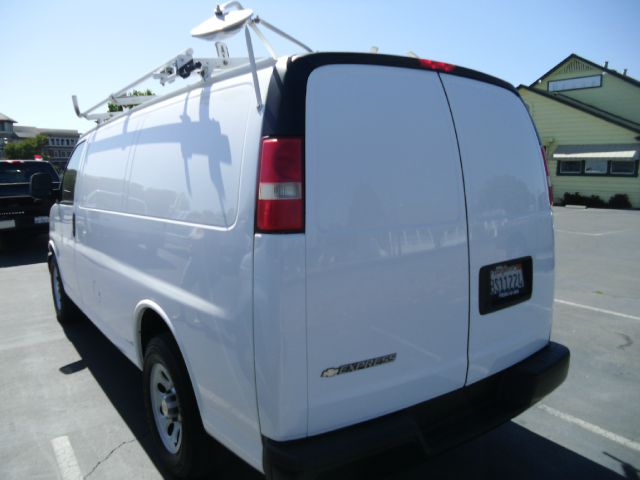 Chevrolet Express 2009 photo 3