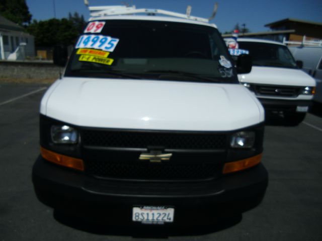 Chevrolet Express 2009 photo 9