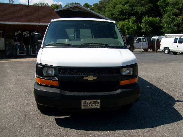 Chevrolet Express 750i 4dr Sdn Cargo Van