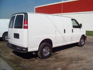 Chevrolet Express 2009 photo 2