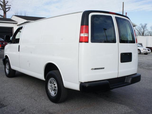 Chevrolet Express 2009 photo 4