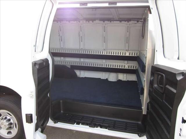 Chevrolet Express 2009 photo 3