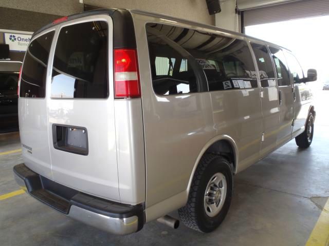 Chevrolet Express 2009 photo 4