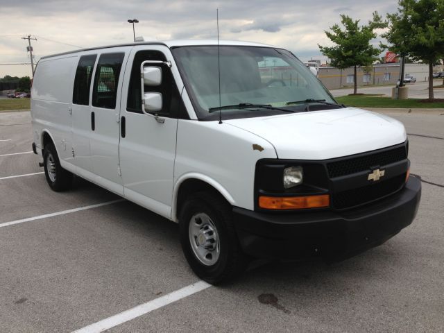 Chevrolet Express 2009 photo 1