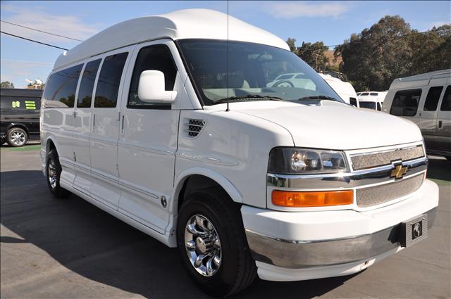 Chevrolet Express 2009 photo 2