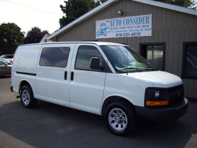 Chevrolet Express 2009 photo 3