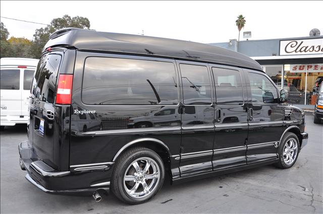 Chevrolet Express 2009 photo 4