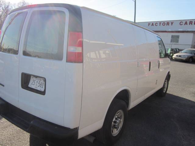 Chevrolet Express 2010 photo 4