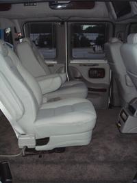 Chevrolet Express 2010 photo 1