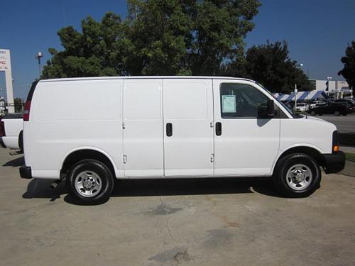 Chevrolet Express 2010 photo 1