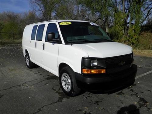 Chevrolet Express 2010 photo 2