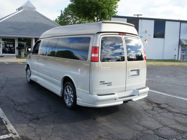 Chevrolet Express 2010 photo 6