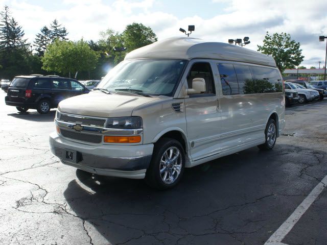 Chevrolet Express 2010 photo 7