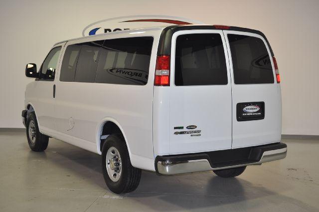 Chevrolet Express 2010 photo 5