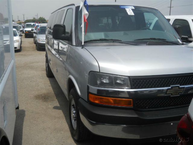 Chevrolet Express 114.6 XLT W/rear Door Privacy Glass Passenger Van