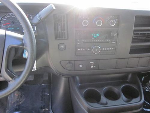 Chevrolet Express 2010 photo 3