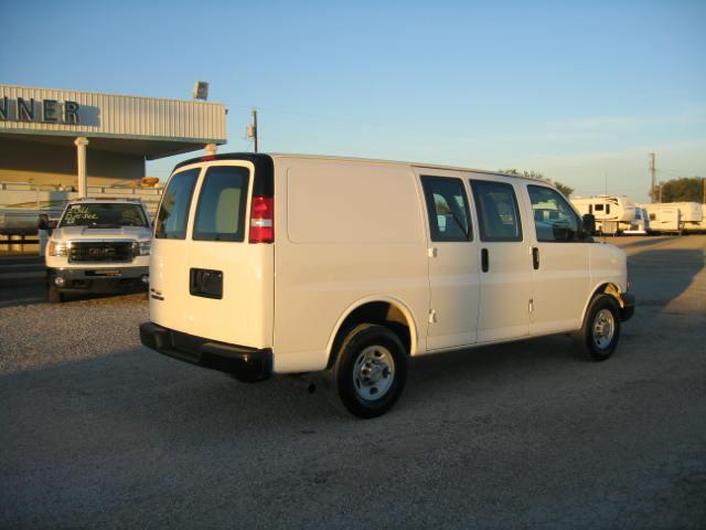 Chevrolet Express 2010 photo 5